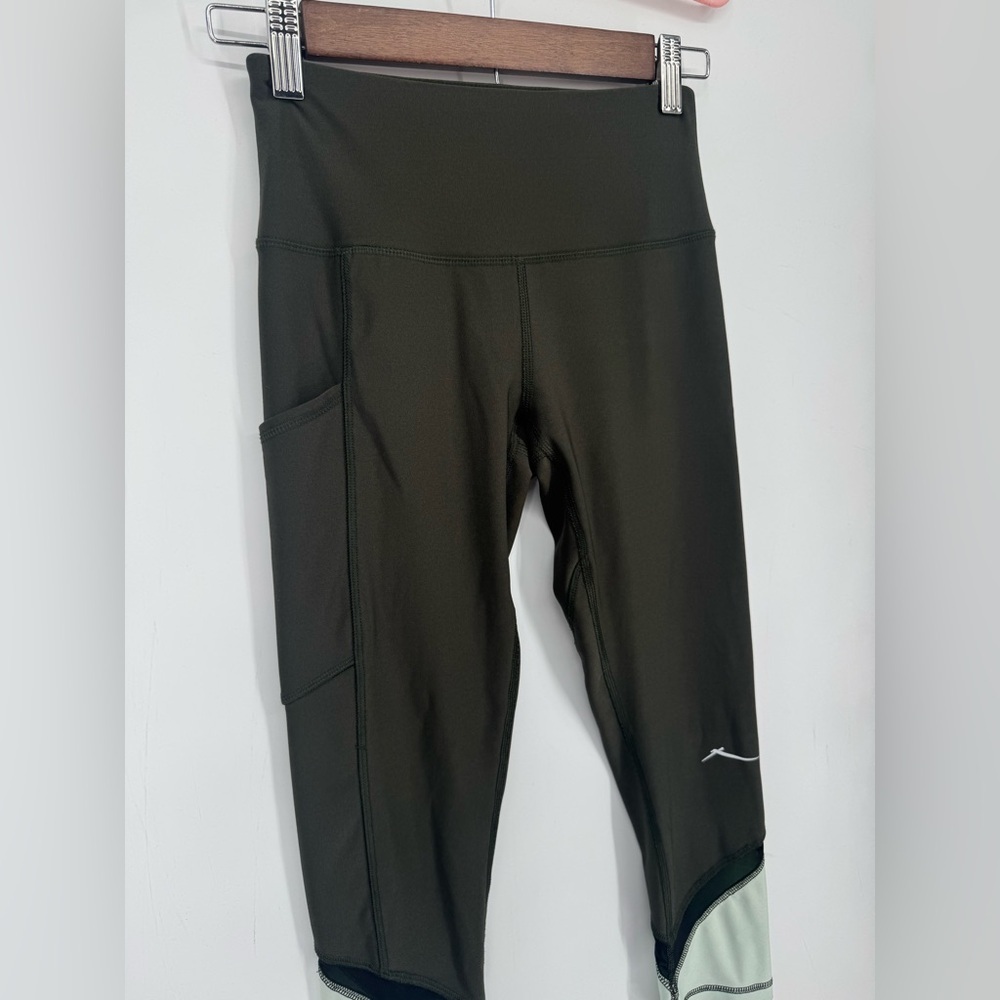 Gottex Women's Olive Capri Activewear Leggings Mesh Performance Stretch Size XS - Picture 3 of 7